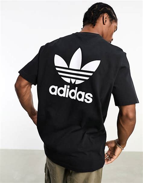 adidas Originals – Schwarzes T